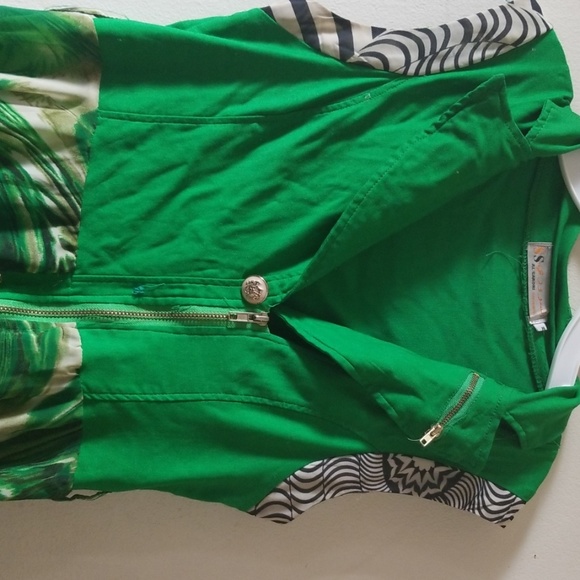 Dress - Picture 3 of 4